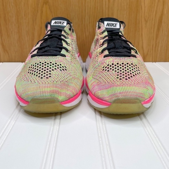 Nike Flyknit Zoom Running Shoes - Picture 3 of 9